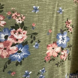 Floral Green Falls Creek Top